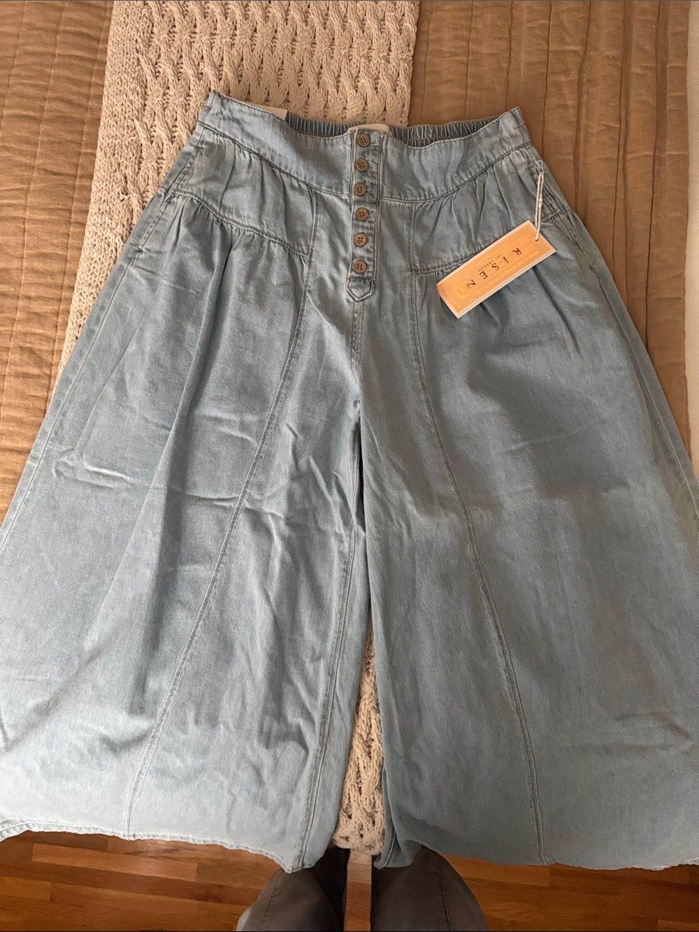 NWT Risen Light Blue High-Rise Wide Leg Jeans